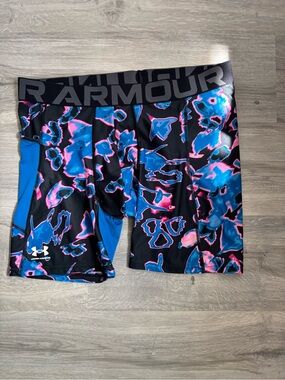 Under Armour Black Compression Shorts: Size - 2XL
